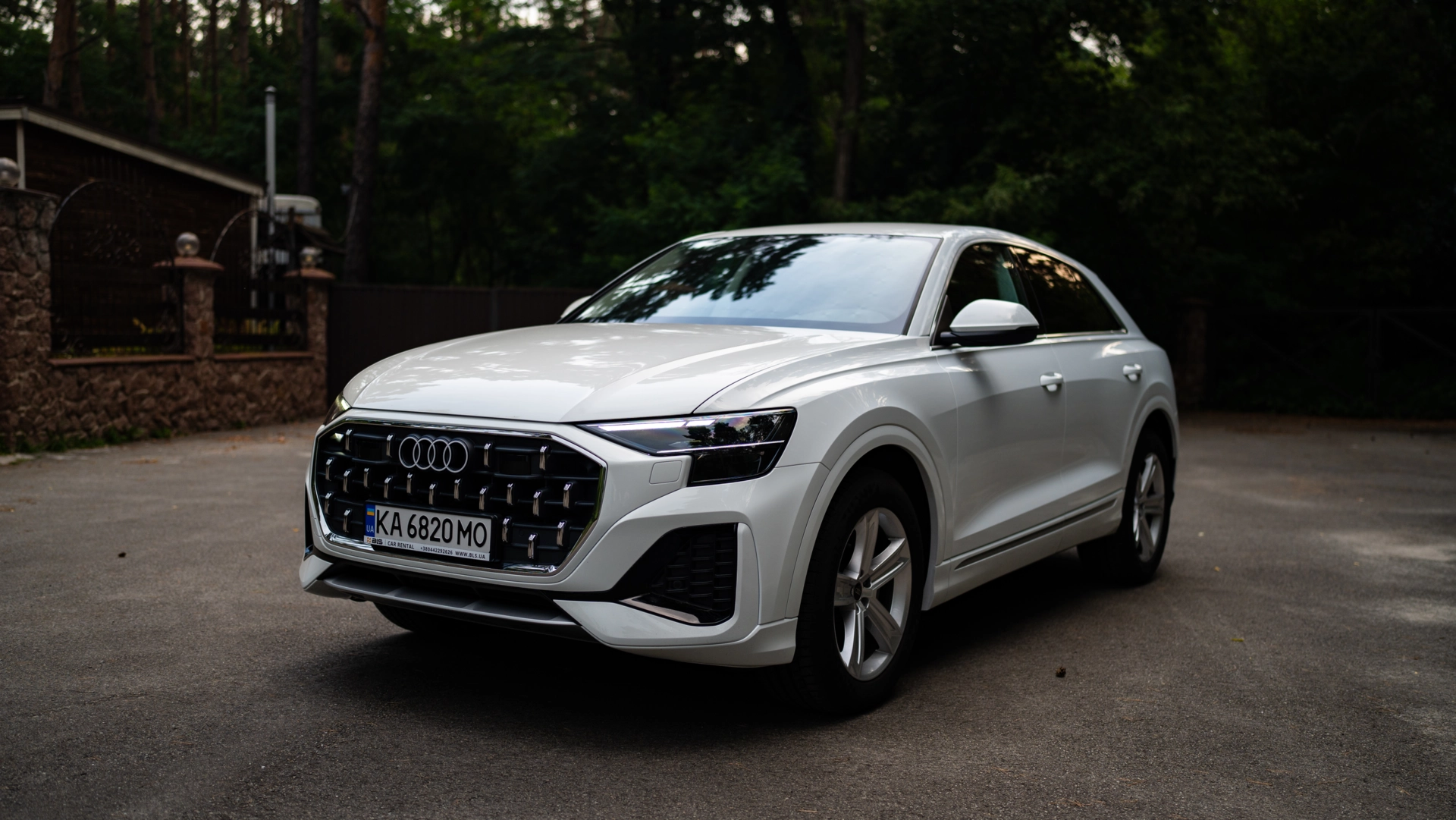 прокат Audi Q8